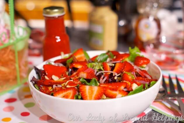 This bright and tangy fresh raspberry vinaigrette dressing is the perfect finishing touch for Spring and Summer salads. Light and creamy with no oil or fat.