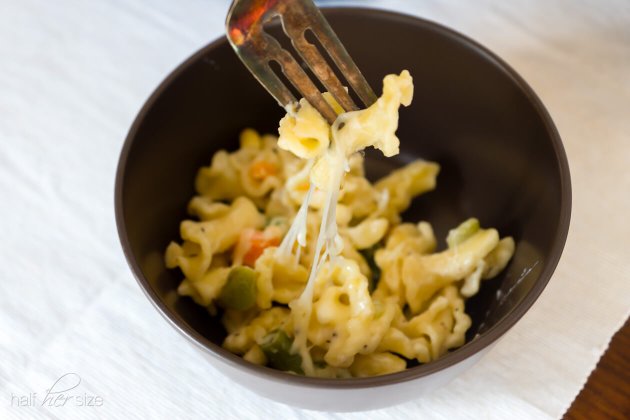 Quick & easy stove top macaroni and cheese is a must have weeknight recipe. A combo of cheese makes this healthier mac & cheese over-the-top delicious!