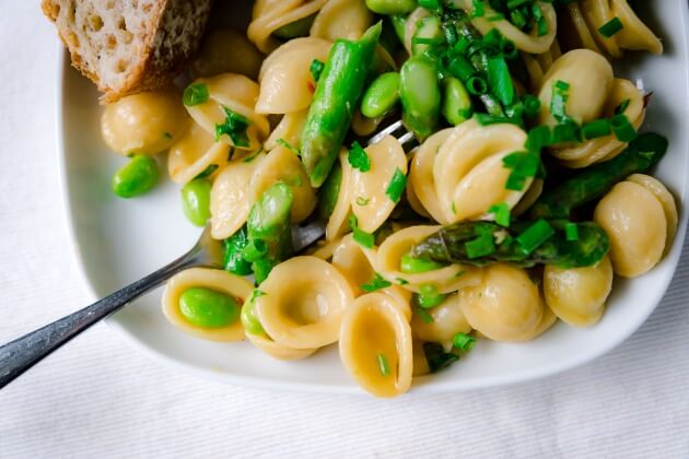 Spring Pasta with Asparagus and edamame