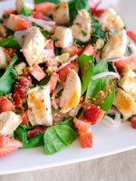 Celebrate the desire to eat light in spring and summer with this gorgeous spinach salad with grilled chicken and strawberries.